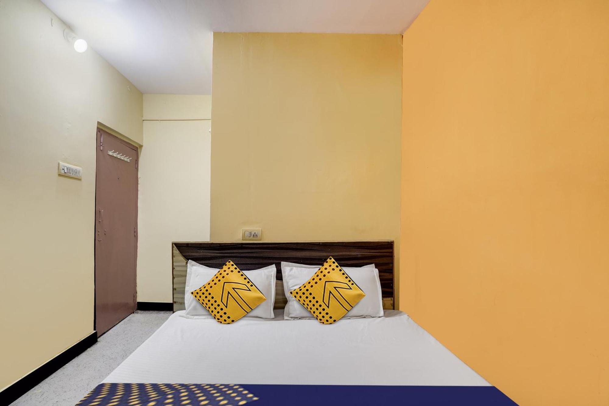 Spot On Hotel Sai Ashirwad Residency Гайдарабад Екстер'єр фото