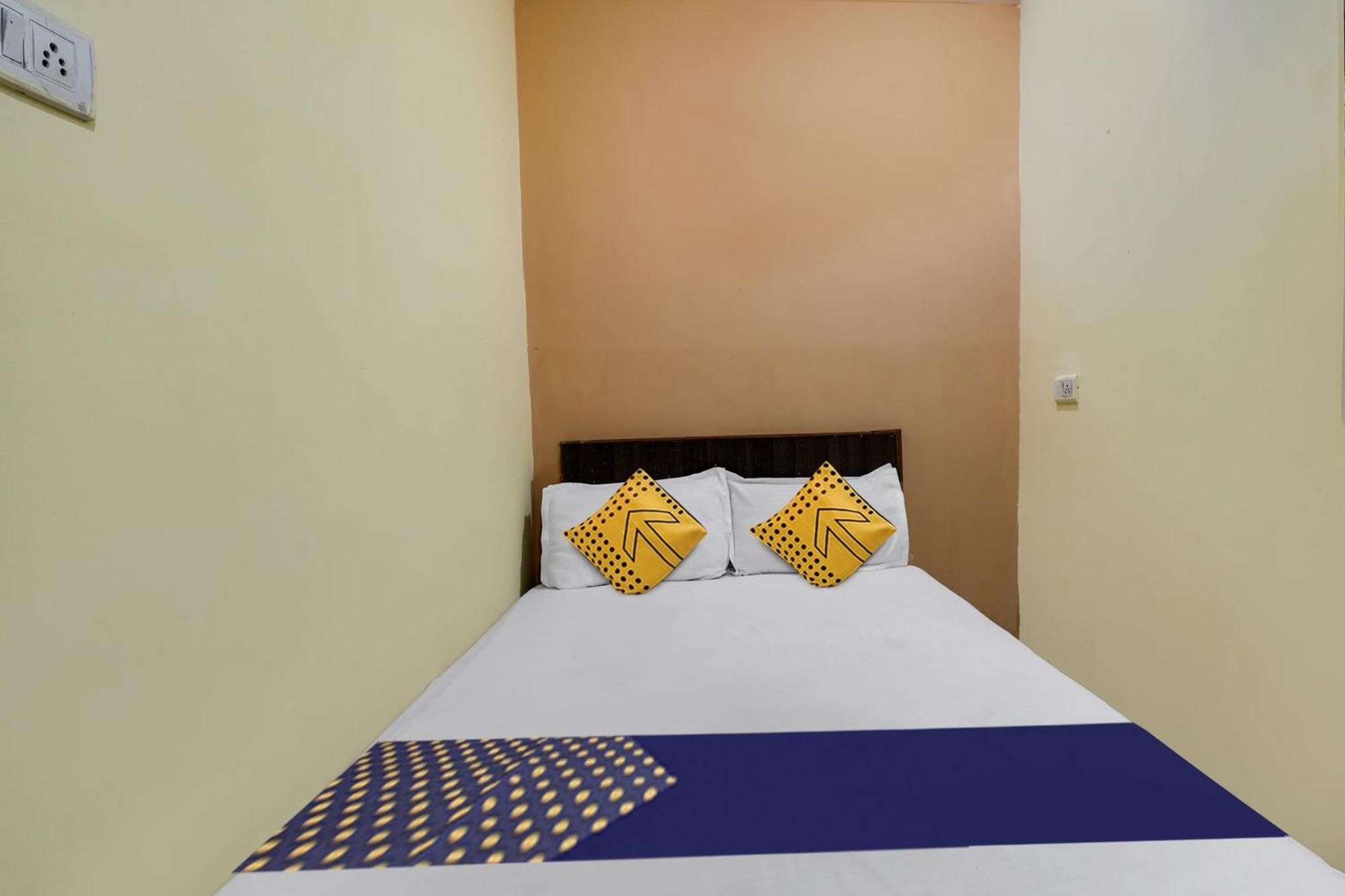 Spot On Hotel Sai Ashirwad Residency Гайдарабад Екстер'єр фото